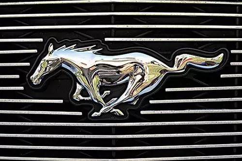 車標(biāo)上的動(dòng)物都是啥來(lái)頭？看完又能出去裝X了